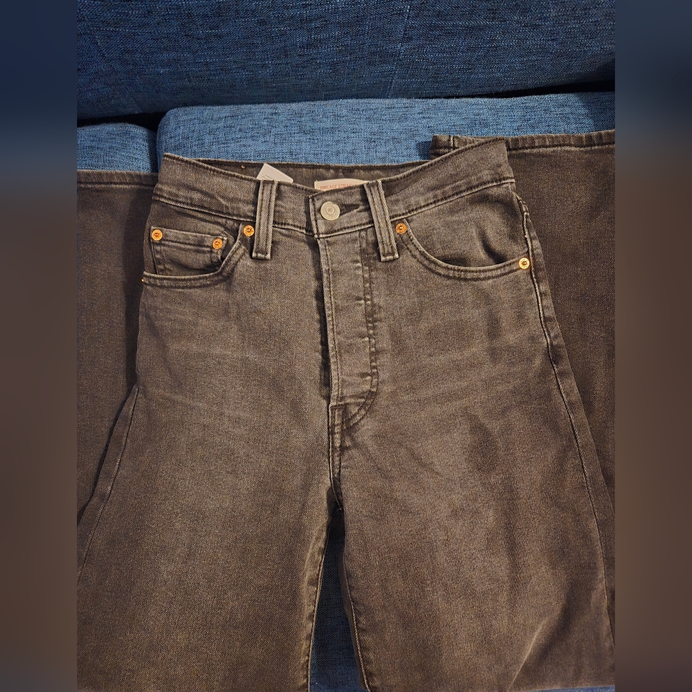 Levi's Ribcage Jeans - Picture 2 of 13